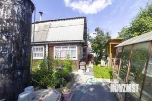 Дом 17м&sup2;, 2-этажный, участок 5 сот.  