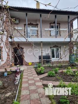 Дом 213м&sup2;, 2-этажный, участок 12 сот.  