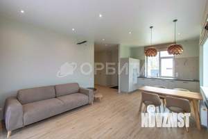 Дом 152м², 2-этажный, участок 9 сот.  