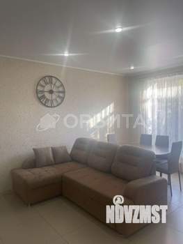 Дом 100м&sup2;, 2-этажный, участок 6 сот.  