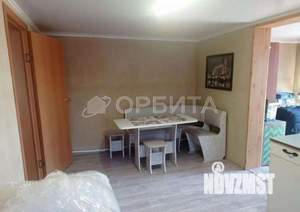 Дом 30м&sup2;, 2-этажный, участок 4 сот.  