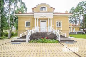 Дом 450м², 3-этажный, участок 22 сот.  