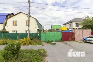 Дом 80м&sup2;, 2-этажный, участок 3 сот.  