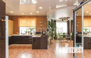 Коттедж 220м², 2-этажный, участок 8 сот.  