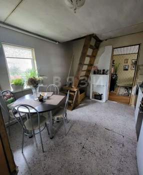 Дом 160м&sup2;, 2-этажный, участок 6 сот.  