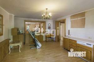 Дом 419м², 2-этажный, участок 15 сот.  