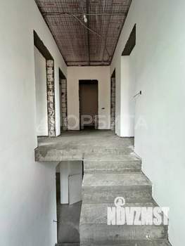 Дом 130м&sup2;, 2-этажный, участок 5 сот.  