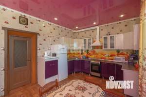 Дом 166м&sup2;, 2-этажный, участок 9 сот.  