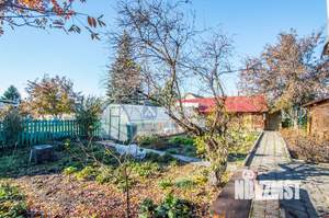 Дом 100м&sup2;, 2-этажный, участок 6 сот.  