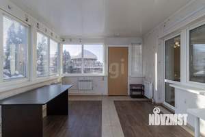 Дом 198м&sup2;, 2-этажный, участок 10 сот.  