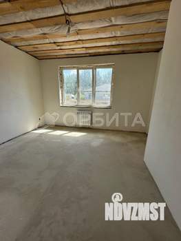 Дом 98м&sup2;, 2-этажный, участок 5 сот.  