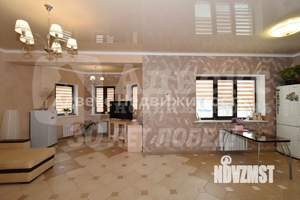 Дом 135м&sup2;, 2-этажный, участок 10 сот.  