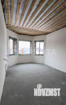 Дом 125м², 2-этажный, участок 6 сот.  