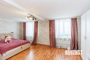 Дом 140м&sup2;, 2-этажный, участок 4 сот.  