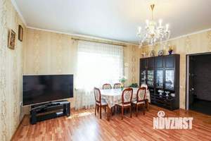 Дом 384м², 2-этажный, участок 18 сот.  