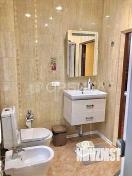Дом 175м², 2-этажный, участок 10 сот.  