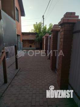 Дом 300м&sup2;, 2-этажный, участок 11 сот.  