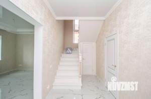 Коттедж 165м&sup2;, 2-этажный, участок 8 сот.  