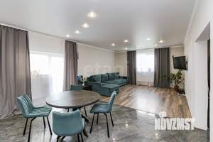 Дом 234м², 2-этажный, участок 10 сот.  