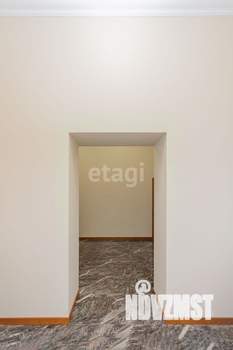 Дом 600м², 2-этажный, участок 10 сот.  