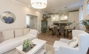 Дом 102м&sup2;, 2-этажный, участок 2 сот.  