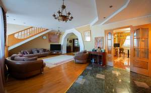 Дом 418м², 3-этажный, участок 3 сот.  