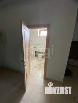 Дом 512м&sup2;, 2-этажный, участок 10 сот.  