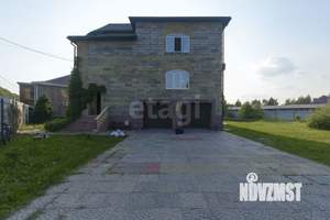 Дом 613м&sup2;, 4-этажный, участок 20 сот.  