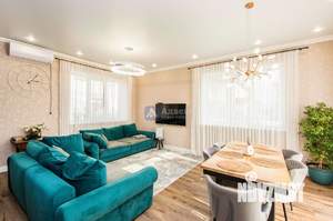 Коттедж 117м², 2-этажный, участок 5 сот.  