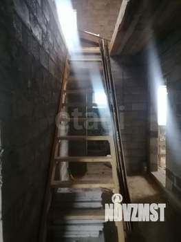 Дом 137м&sup2;, 2-этажный, участок 6 сот.  