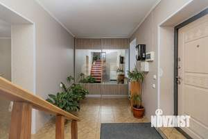 Дом 150м&sup2;, 2-этажный, участок 5 сот.  