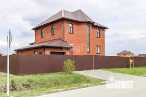 Дом 210м&sup2;, 2-этажный, участок 7 сот.  