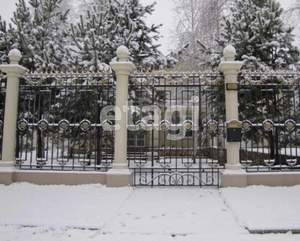 Дом 400м², 2-этажный, участок 15 сот.  