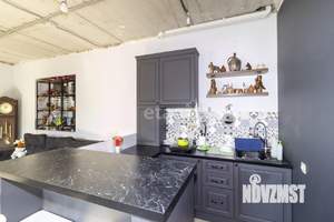 Дом 401м&sup2;, 2-этажный, участок 10 сот.  