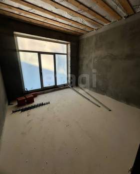 Дом 180м&sup2;, 1-этажный, участок 6 сот.  