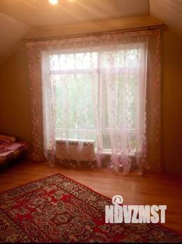Дом 110м², 2-этажный, участок 6 сот.  