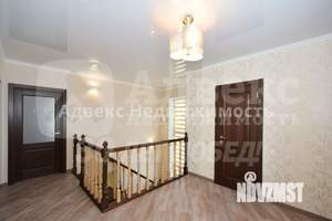 Дом 135м&sup2;, 2-этажный, участок 10 сот.  