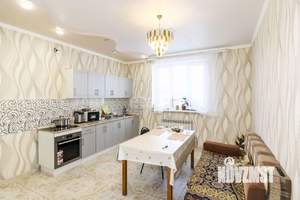 Дом 450м&sup2;, 2-этажный, участок 5 сот.  