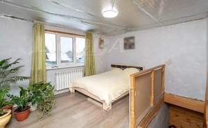 Дом 80м&sup2;, 2-этажный, участок 5 сот.  