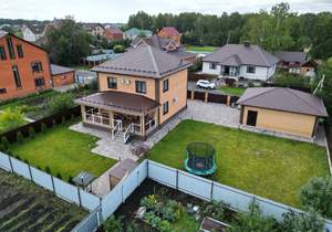 Дом 164м&sup2;, 2-этажный, участок 9 сот.  