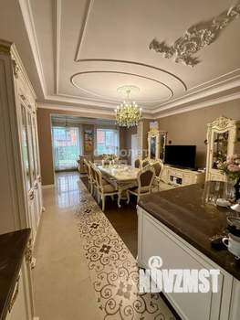 Коттедж 362м², 2-этажный, участок 10 сот.  