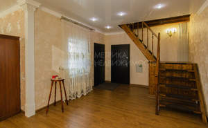 Дом 222м&sup2;, 2-этажный, участок 8 сот.  