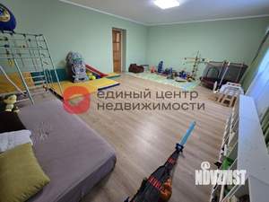 Дом 392м², 3-этажный, участок 7 сот.  