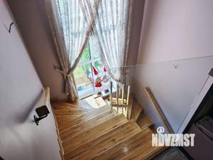 Дом 279м², 2-этажный, участок 10 сот.  