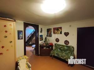 Дом 200м&sup2;, 3-этажный, участок 12 сот.  