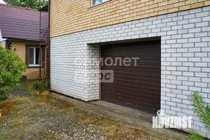 Коттедж 270м², 3-этажный, участок 10 сот.  