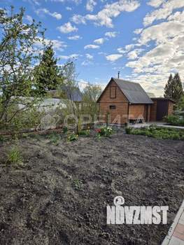 Дом 26м&sup2;, 2-этажный, участок 6 сот.  