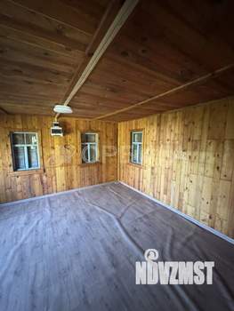 Дом 30м², 2-этажный, участок 6 сот.  