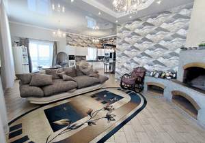 Дом 223м&sup2;, 2-этажный, участок 0 сот.  