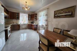 Дом 330м², 3-этажный, участок 15 сот.  